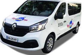RENAULT TRAFIC 9 PLACES